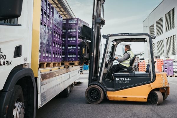 Feature carousel image 4