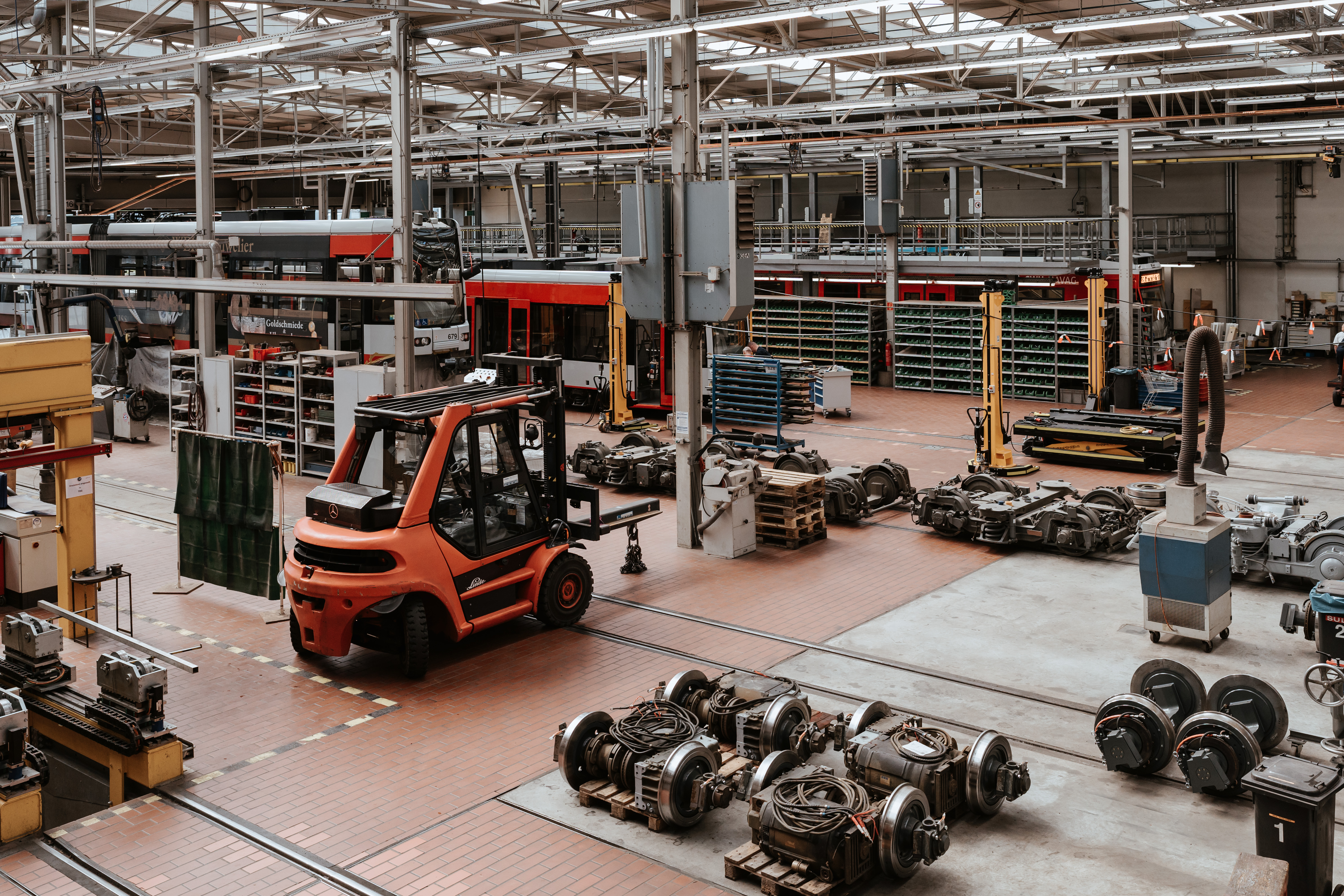 HAVAG Digitalizes Warehouse Operations: Mobile SAP Processes Instead of Paper